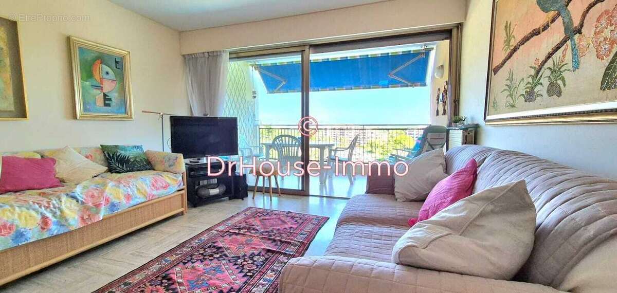 Appartement à MANDELIEU-LA-NAPOULE