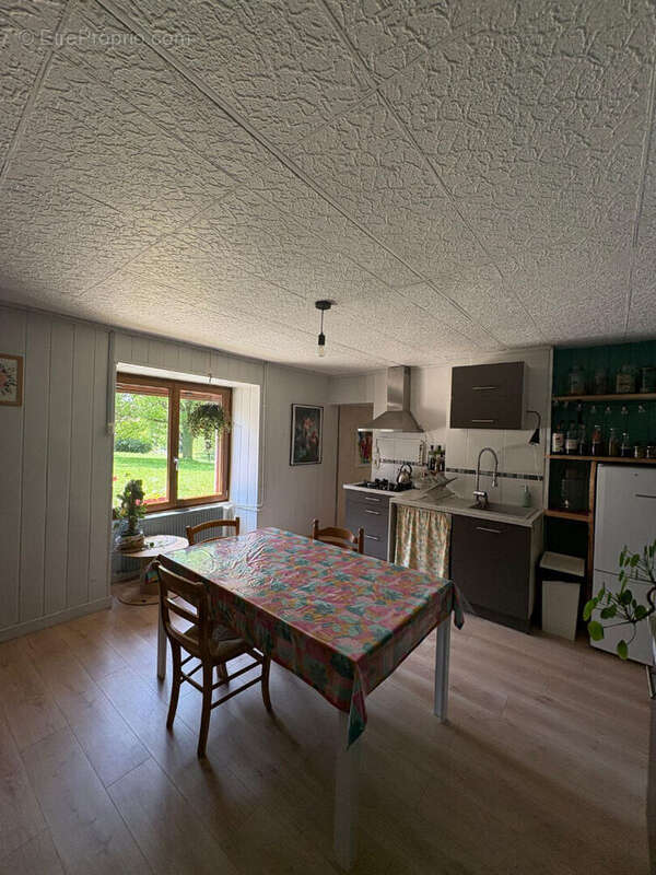 Maison à CHAMPAGNOLE