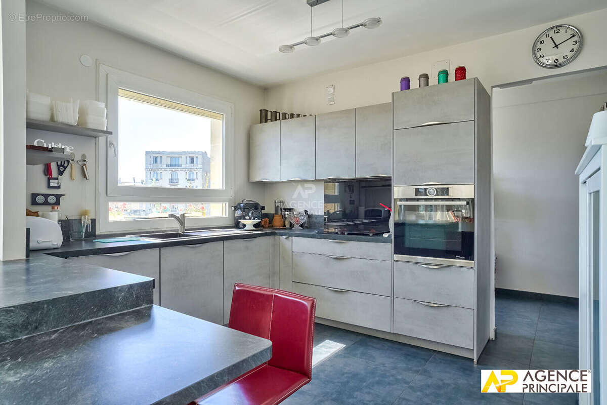 Appartement à MAISONS-LAFFITTE