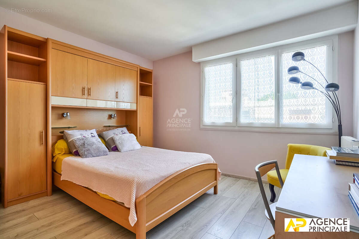 Appartement à MAISONS-LAFFITTE