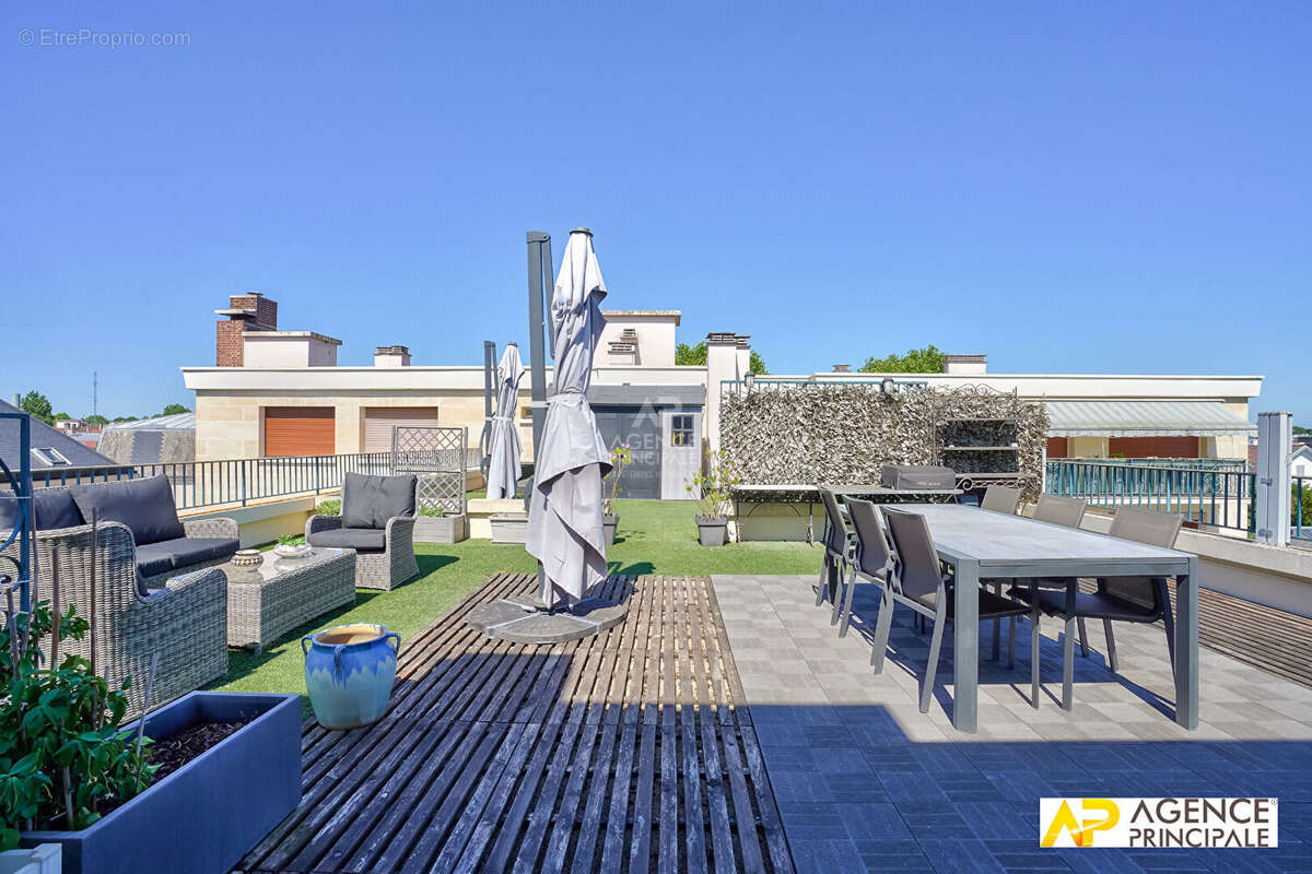 Appartement à MAISONS-LAFFITTE