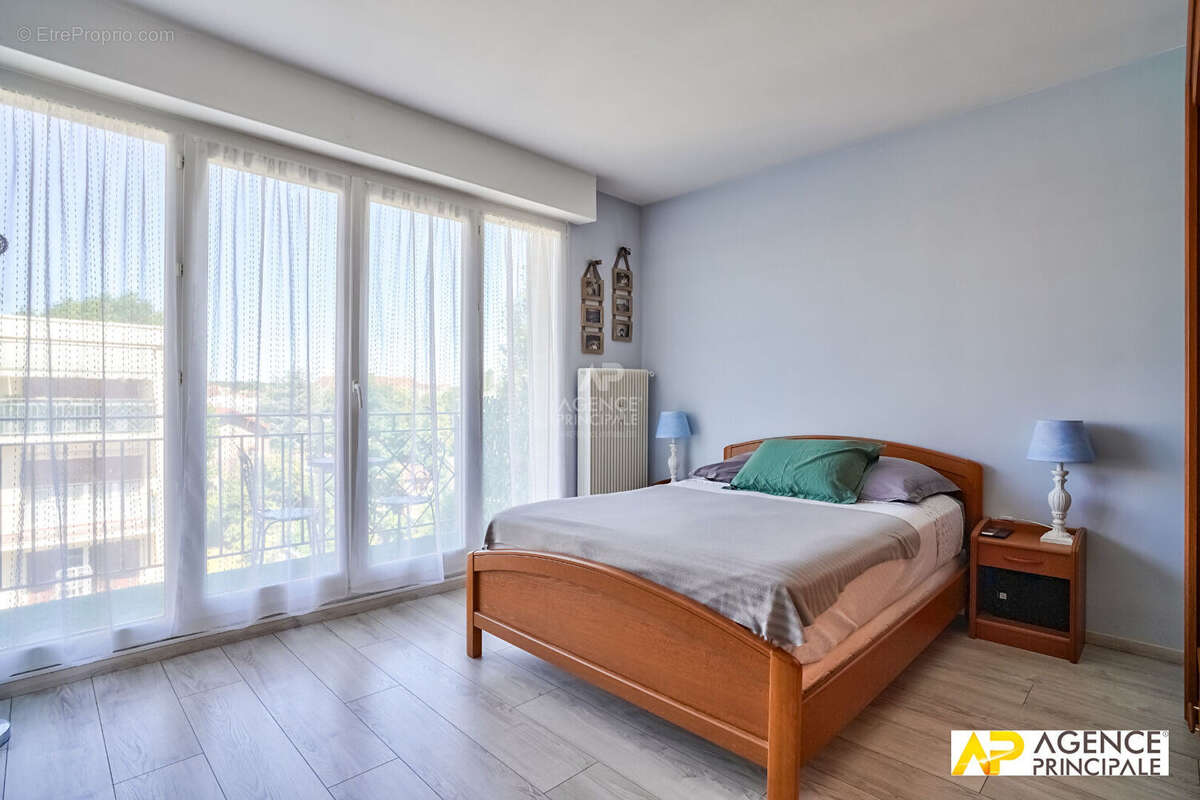 Appartement à MAISONS-LAFFITTE