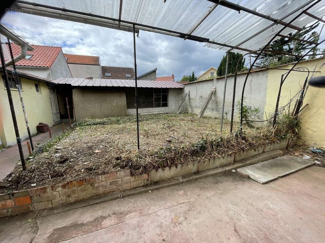 Maison à BELLERIVE-SUR-ALLIER