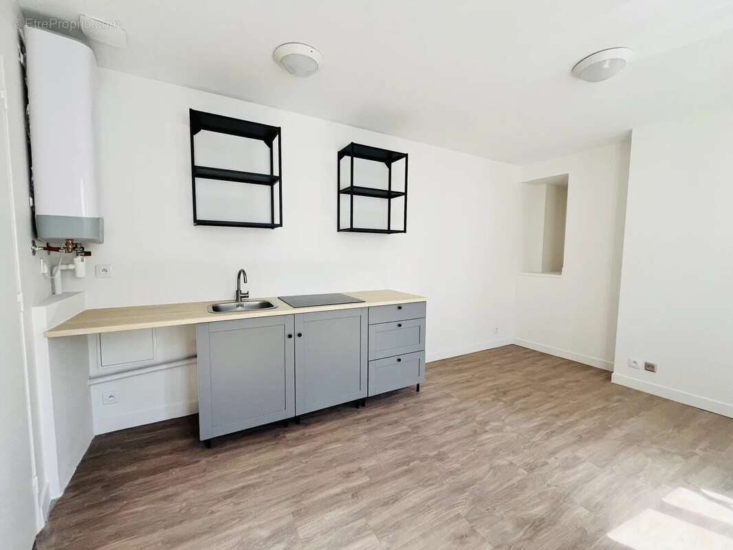 Appartement à PARIS-10E