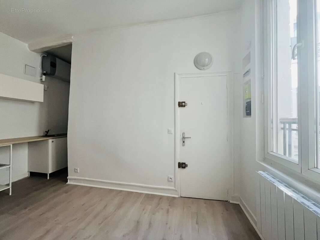 Appartement à PARIS-10E