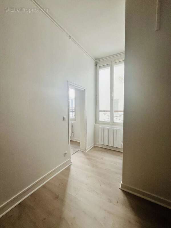 Appartement à PARIS-10E