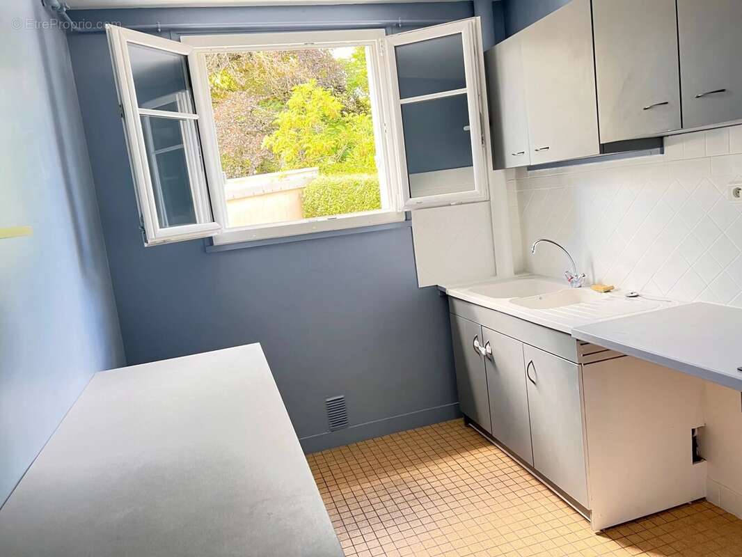 Appartement à THIAIS