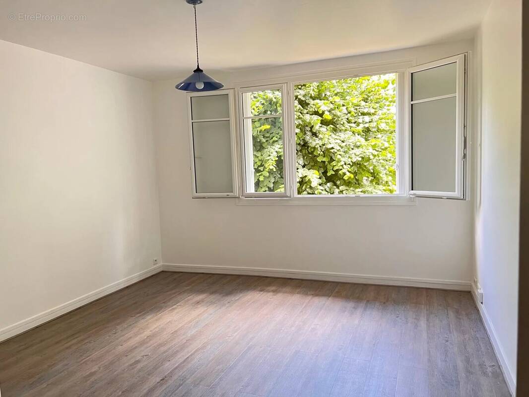 Appartement à THIAIS