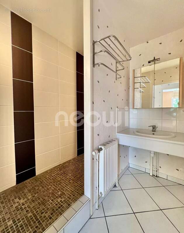 Maison à SAINT-BONNET-PRES-RIOM