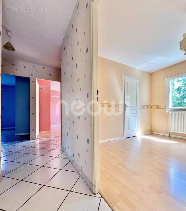 Maison à SAINT-BONNET-PRES-RIOM