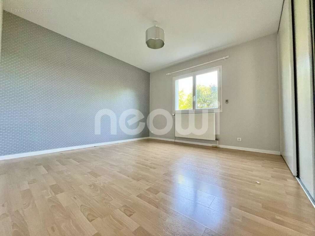 Maison à SAINT-BONNET-PRES-RIOM