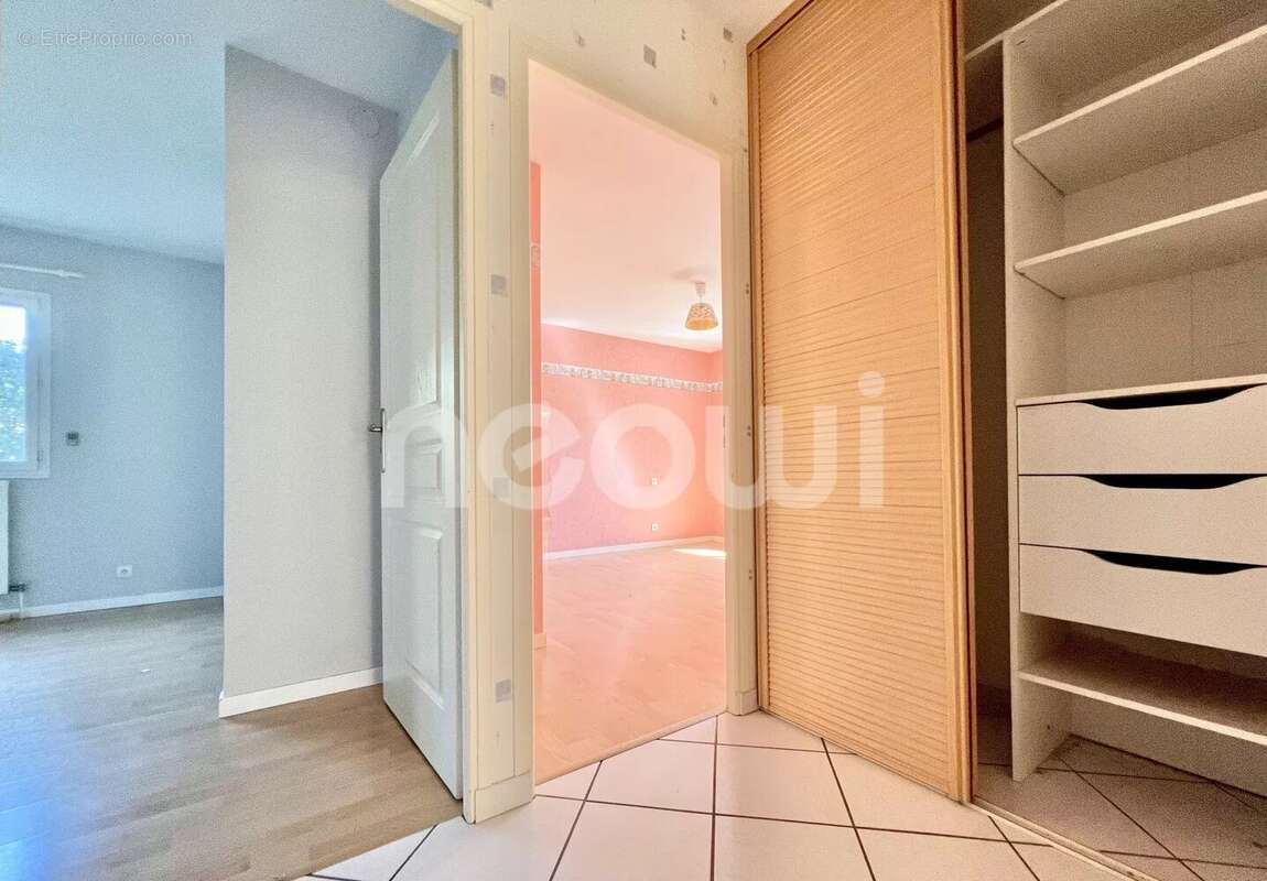 Maison à SAINT-BONNET-PRES-RIOM