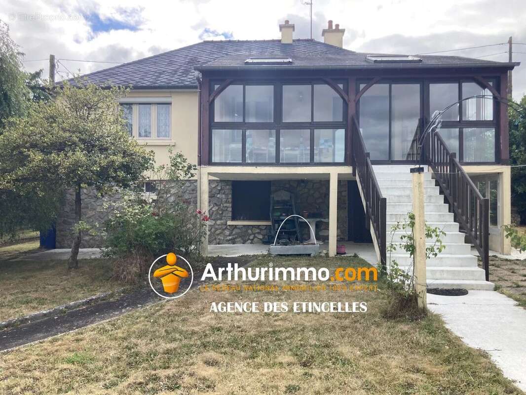 Maison à MARTIGNE-FERCHAUD