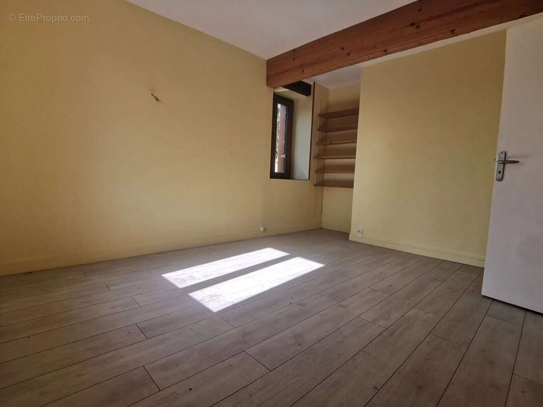 Appartement à EPERNON