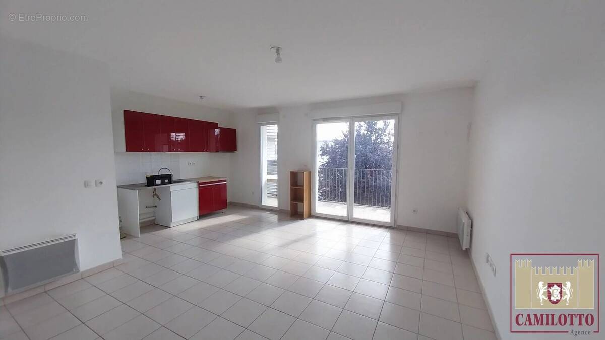 Appartement à EPERNON