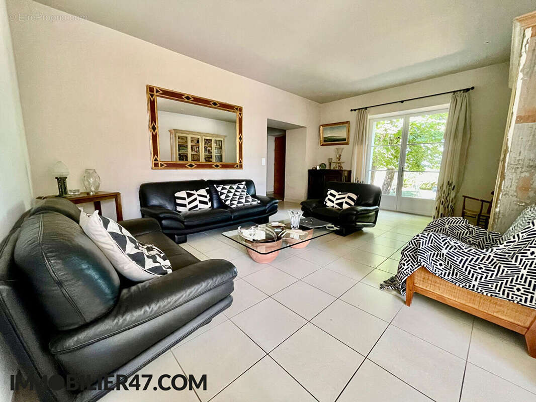 Maison à CASTELMORON-SUR-LOT