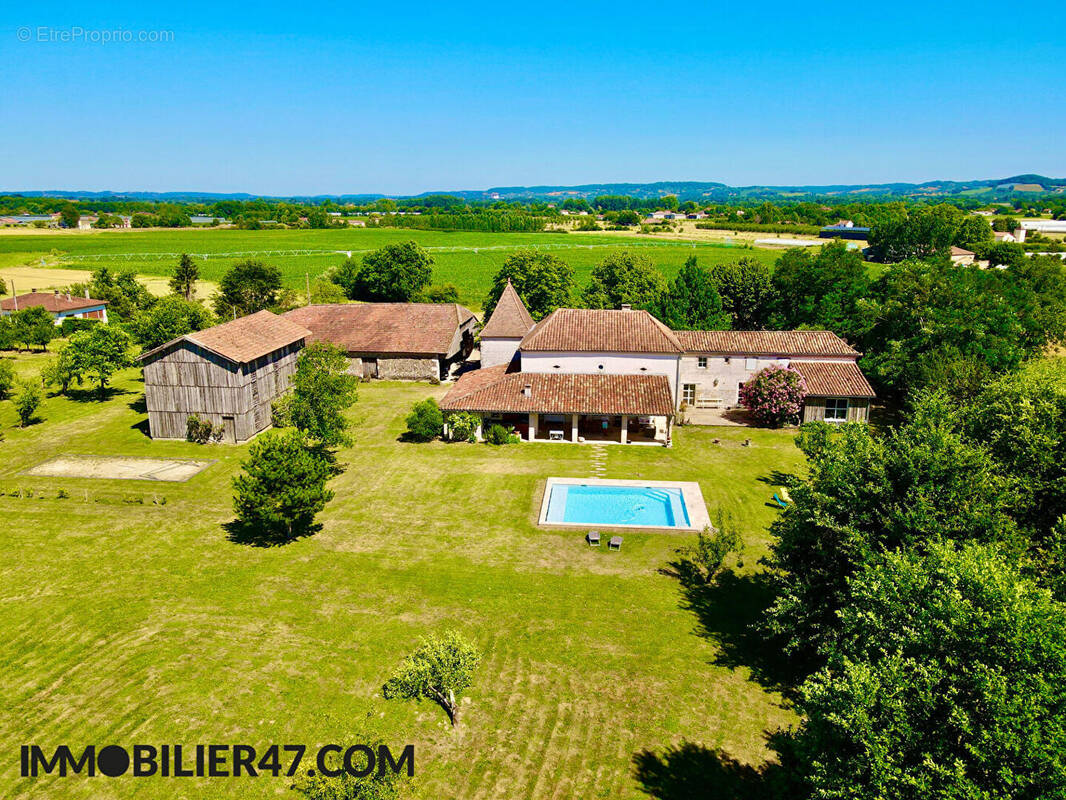 Maison à CASTELMORON-SUR-LOT