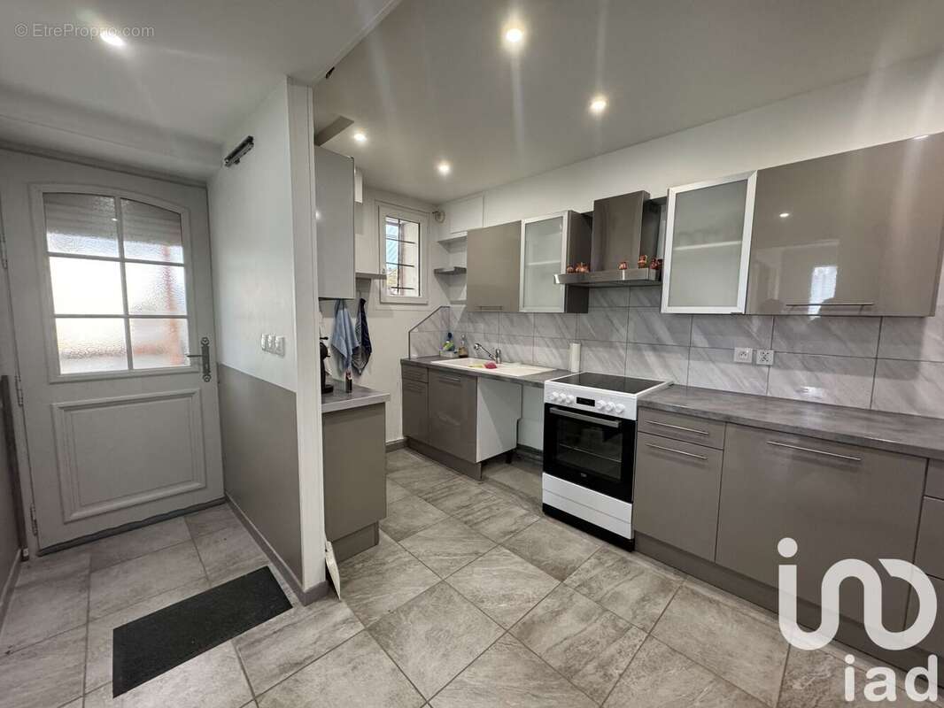 Photo 4 - Maison à BELLOT