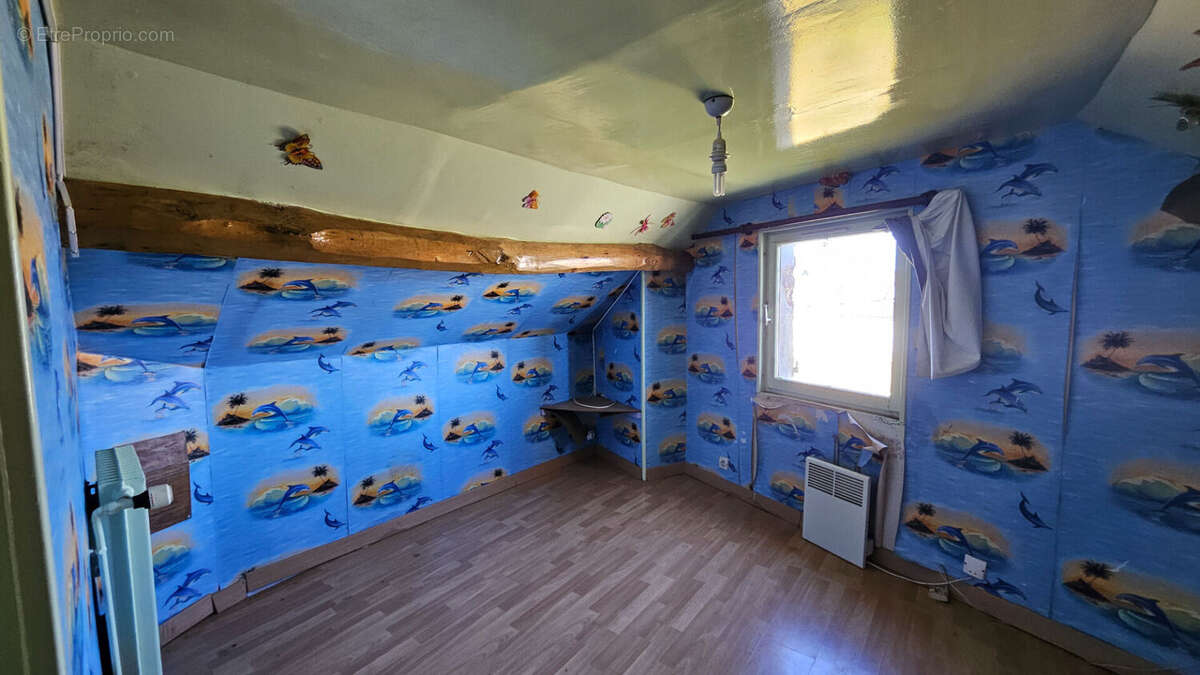 Maison à LACHAPELLE-AUX-POTS