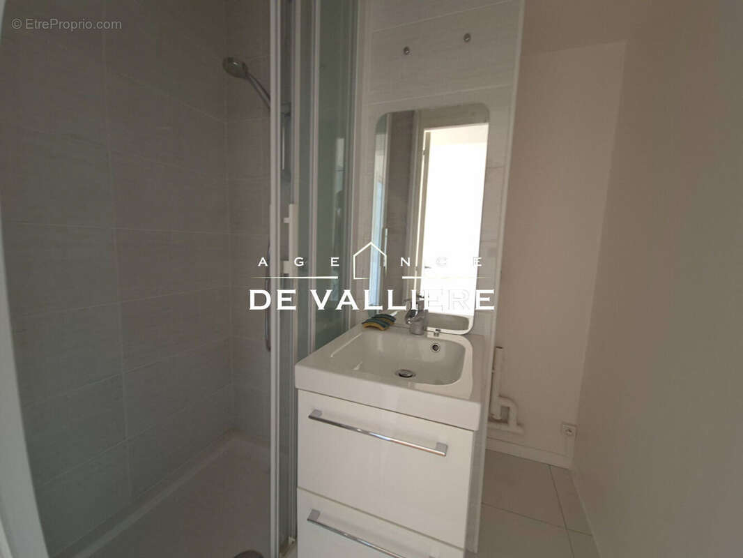 Appartement à NANTERRE