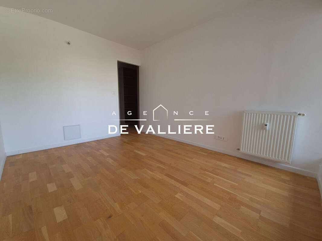 Appartement à NANTERRE