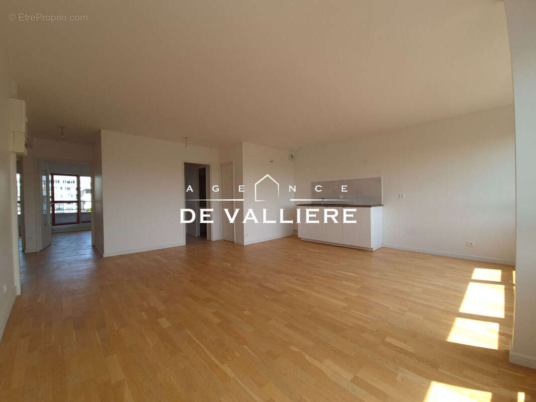 Appartement à NANTERRE