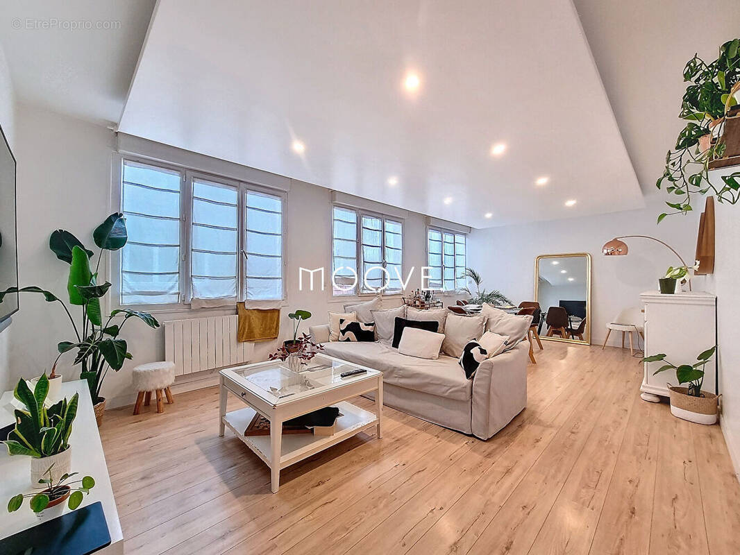 Maison à PETIT-COURONNE