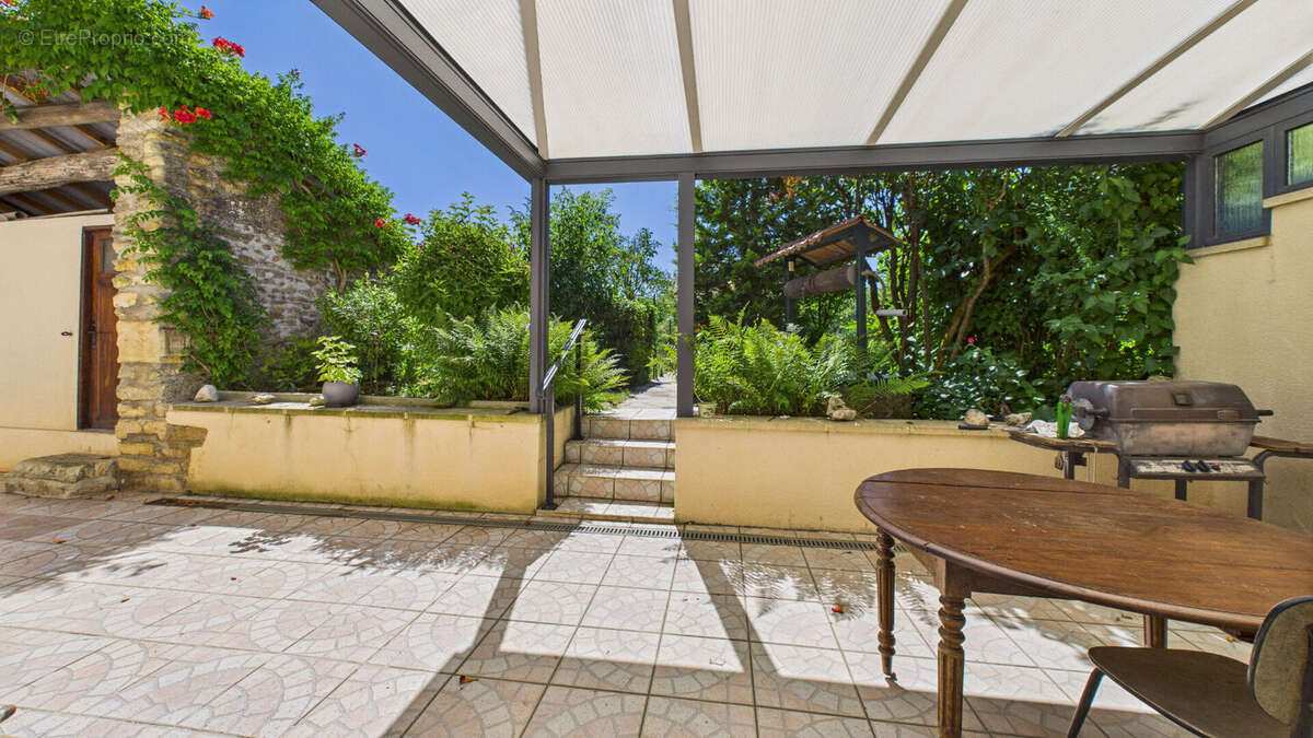 Maison à NORROY-LE-SEC