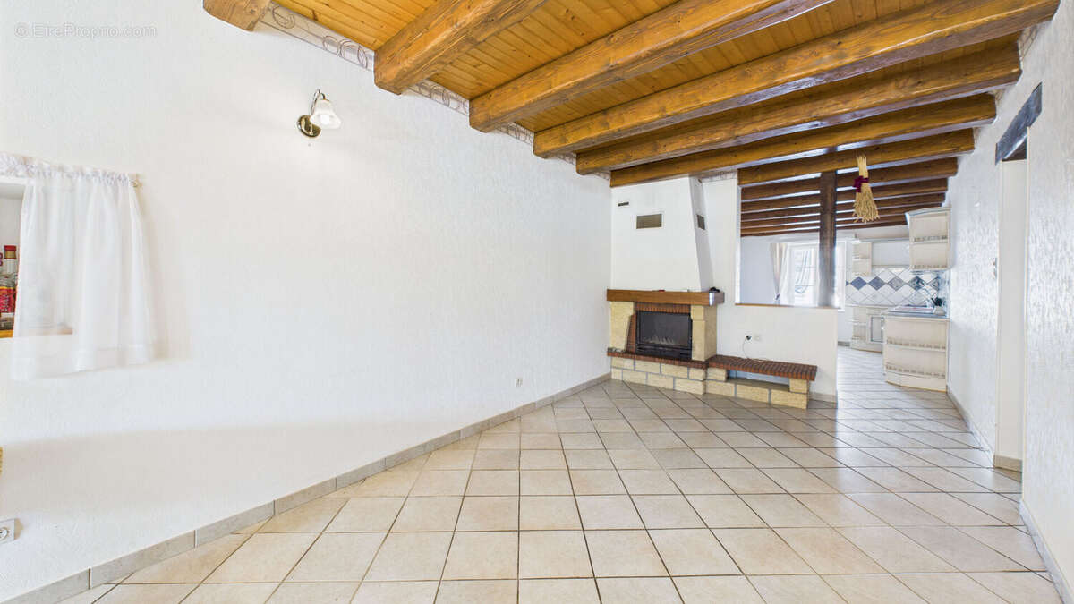 Maison à NORROY-LE-SEC