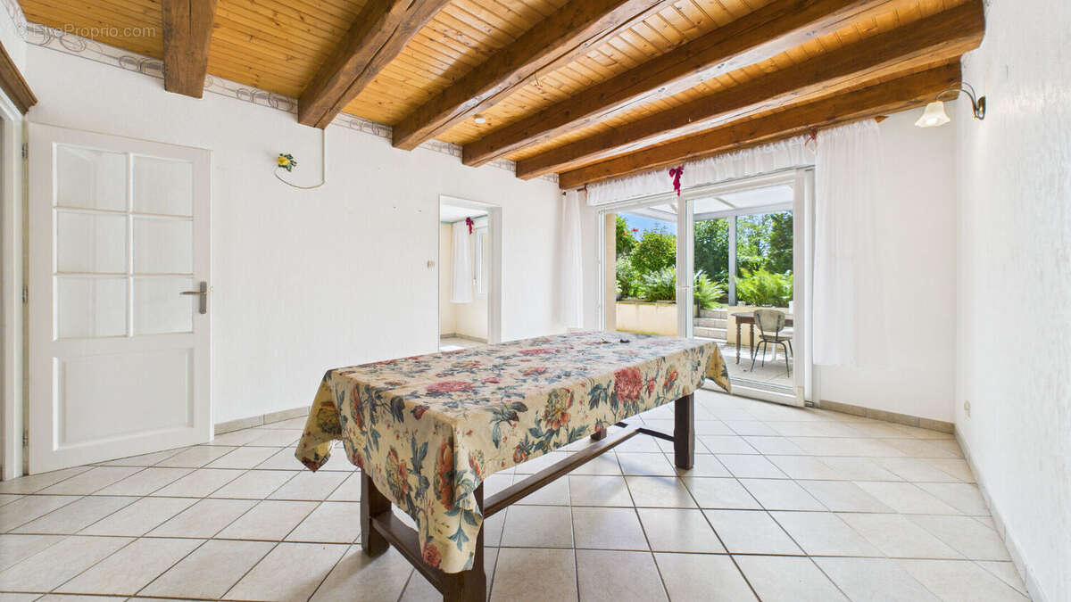 Maison à NORROY-LE-SEC