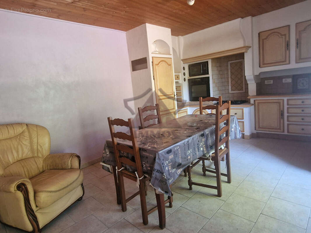 Maison à LE MARTINET