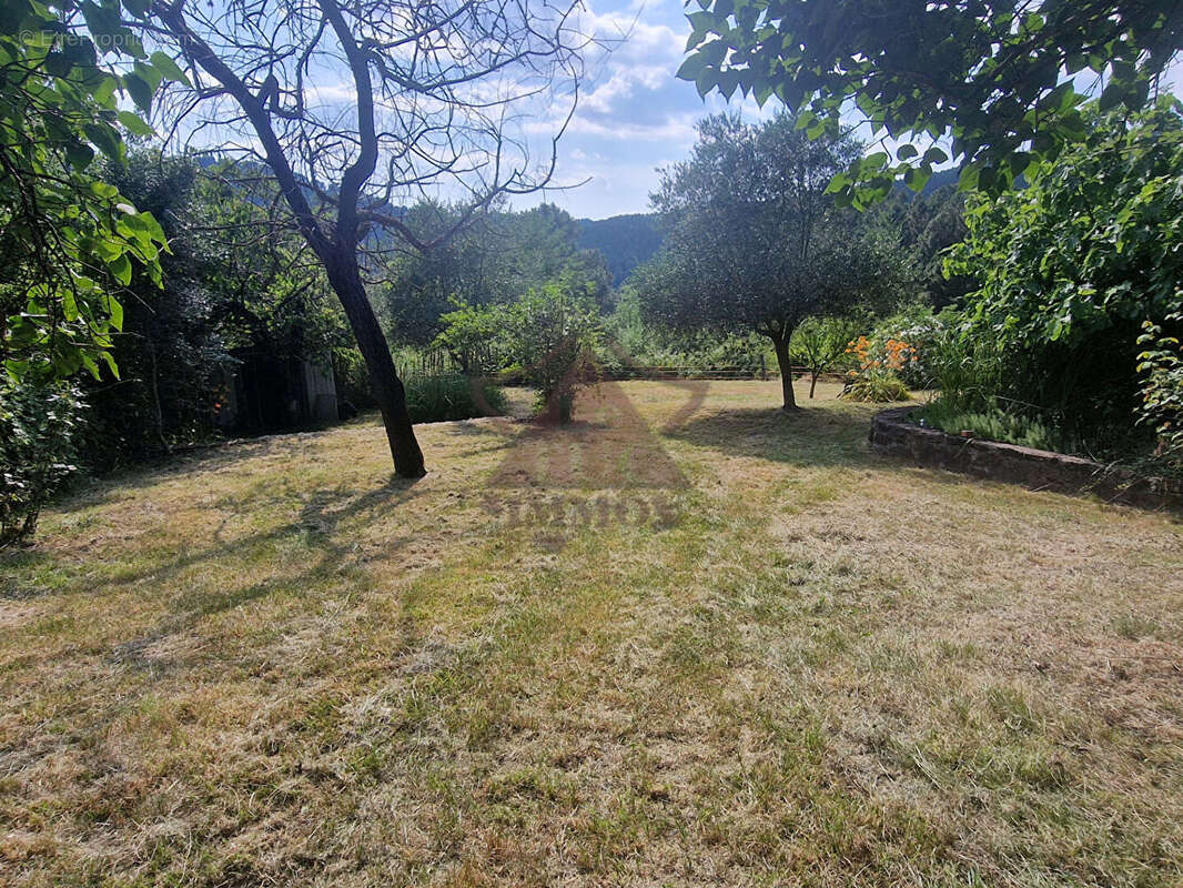 Maison à LE MARTINET