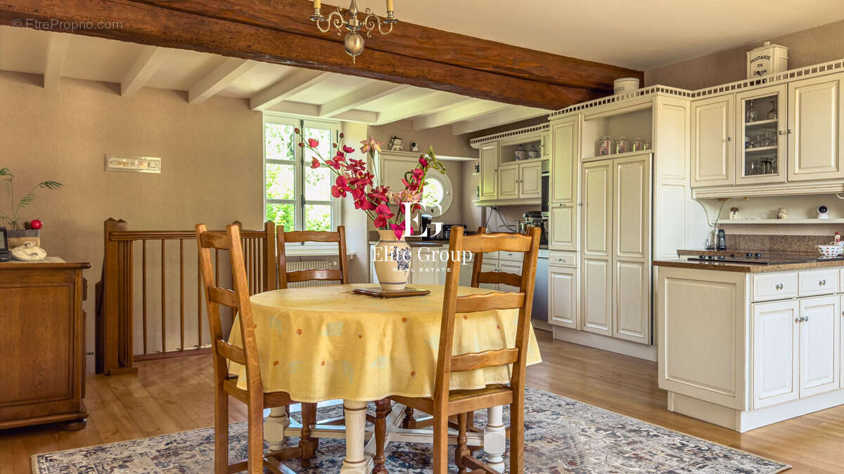 Maison à BOURG-CHARENTE