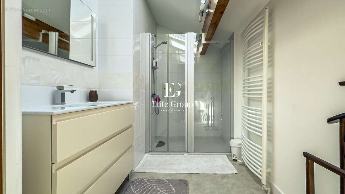 Maison à BOURG-CHARENTE