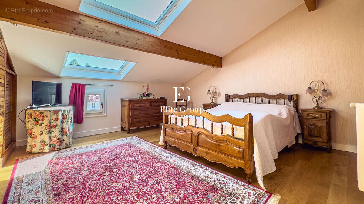 Maison à BOURG-CHARENTE