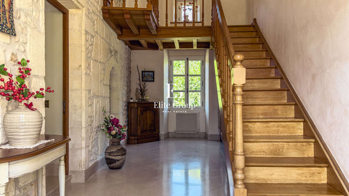 Maison à BOURG-CHARENTE