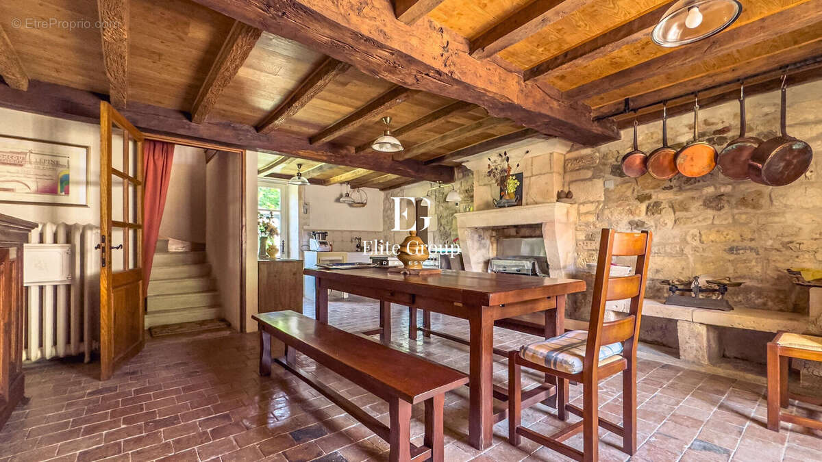 Maison à BOURG-CHARENTE