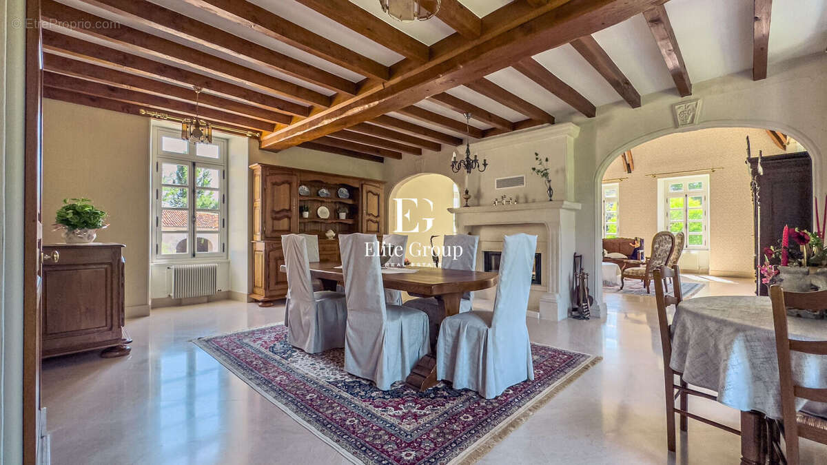 Maison à BOURG-CHARENTE