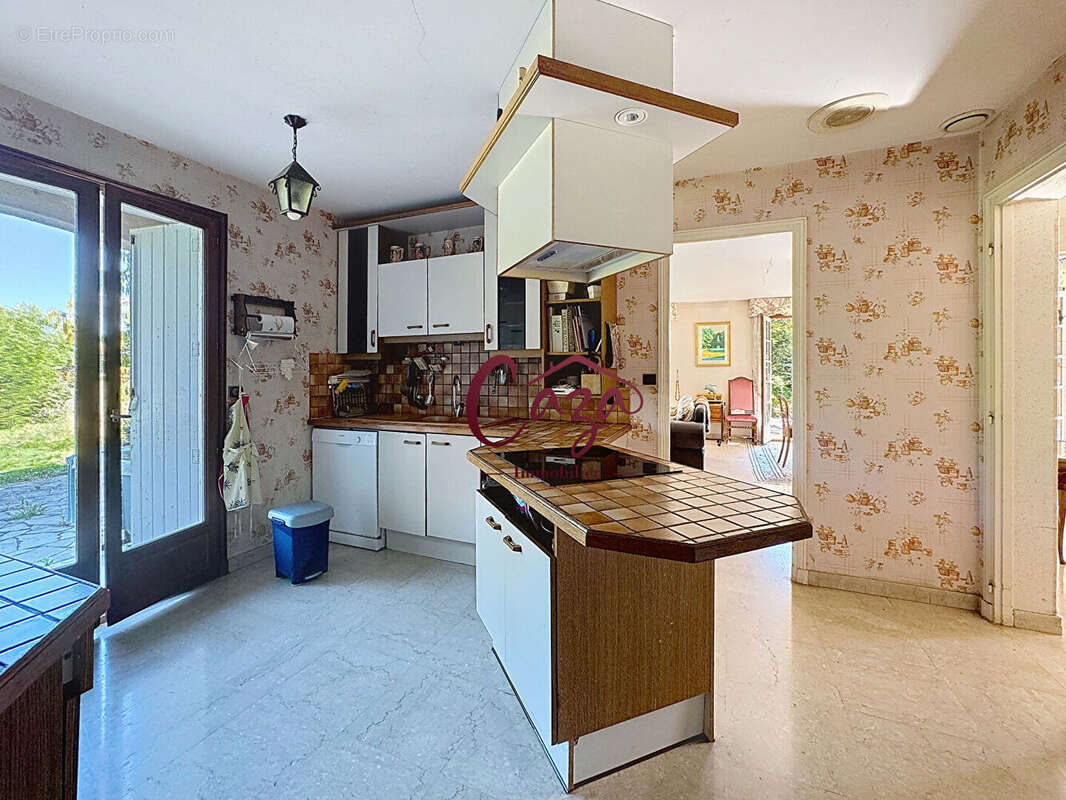 Maison à CAMBLANES-ET-MEYNAC