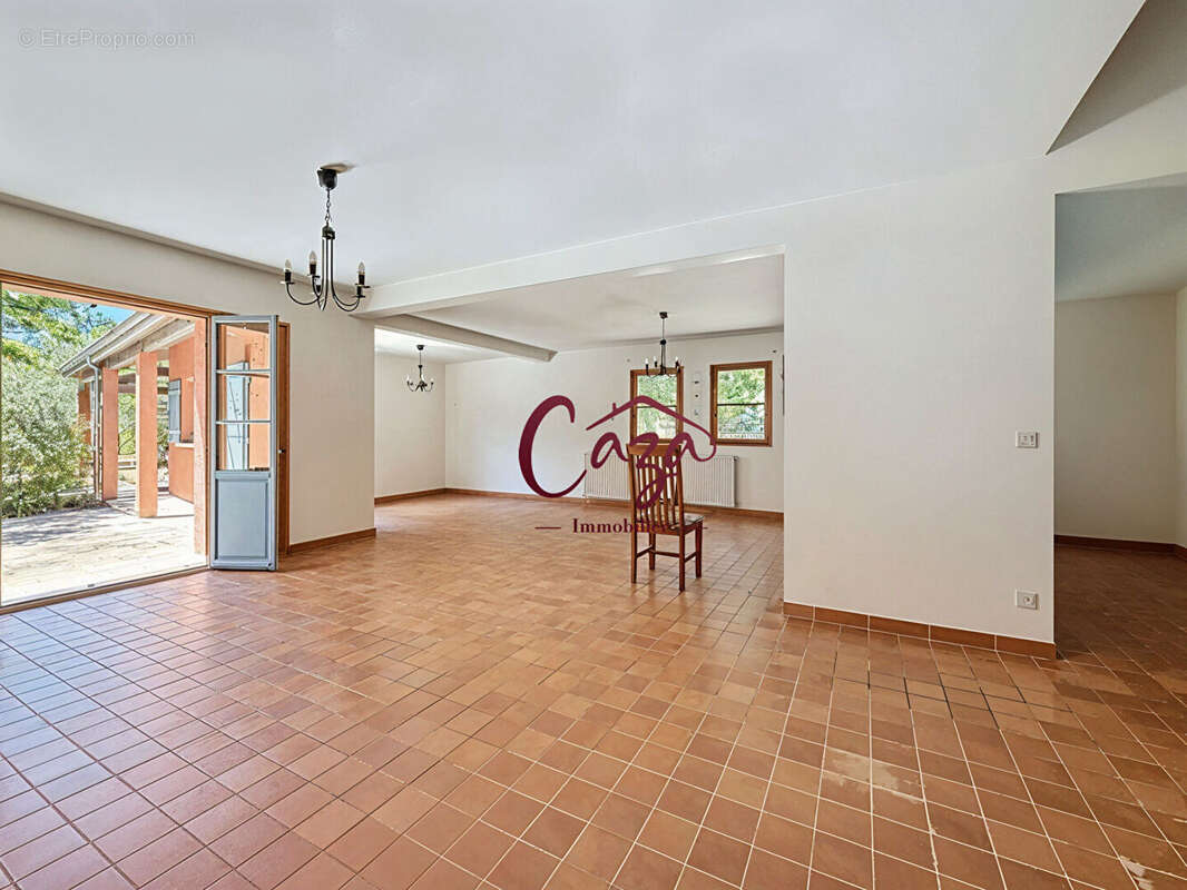 Maison à FARGUES-SAINT-HILAIRE