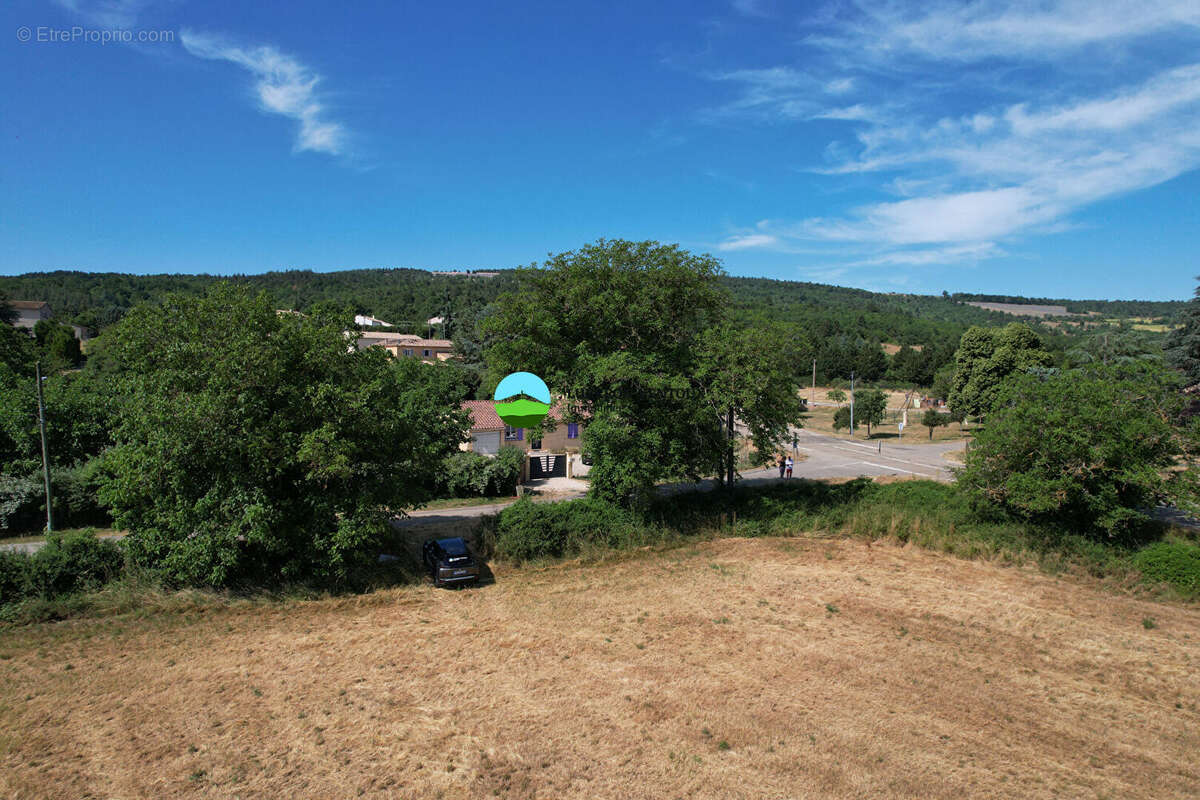 Terrain à SAINT-CHRISTOL