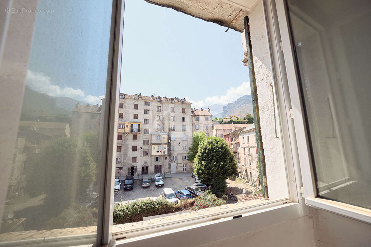 Appartement à CORTE