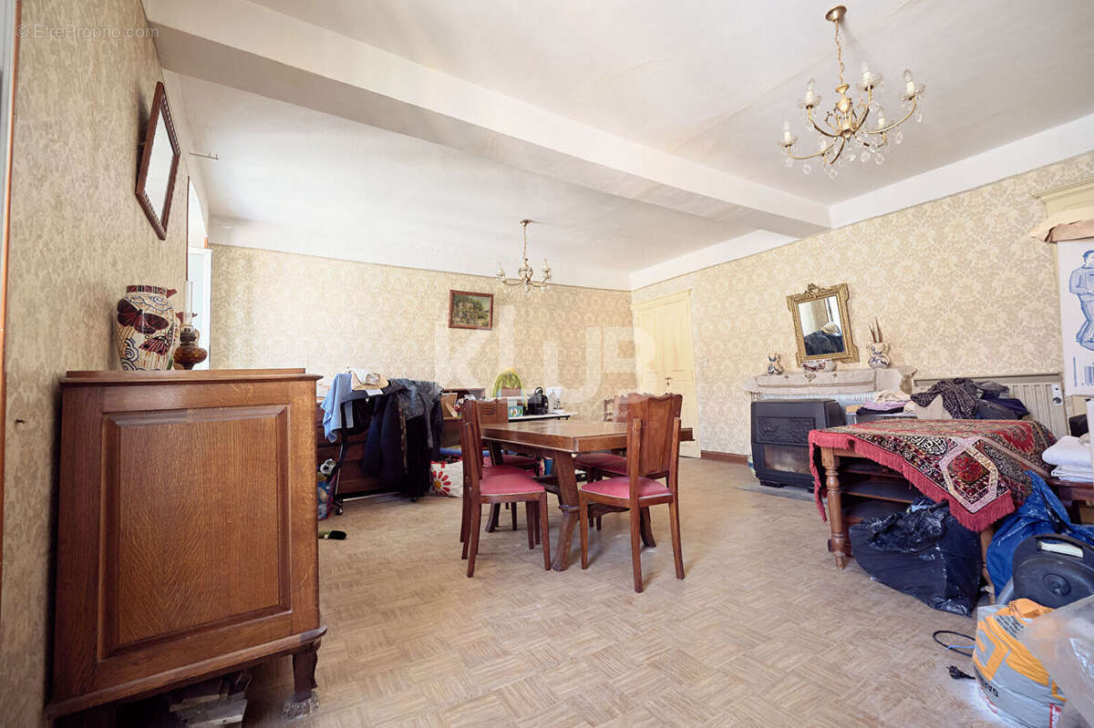 Appartement à CORTE