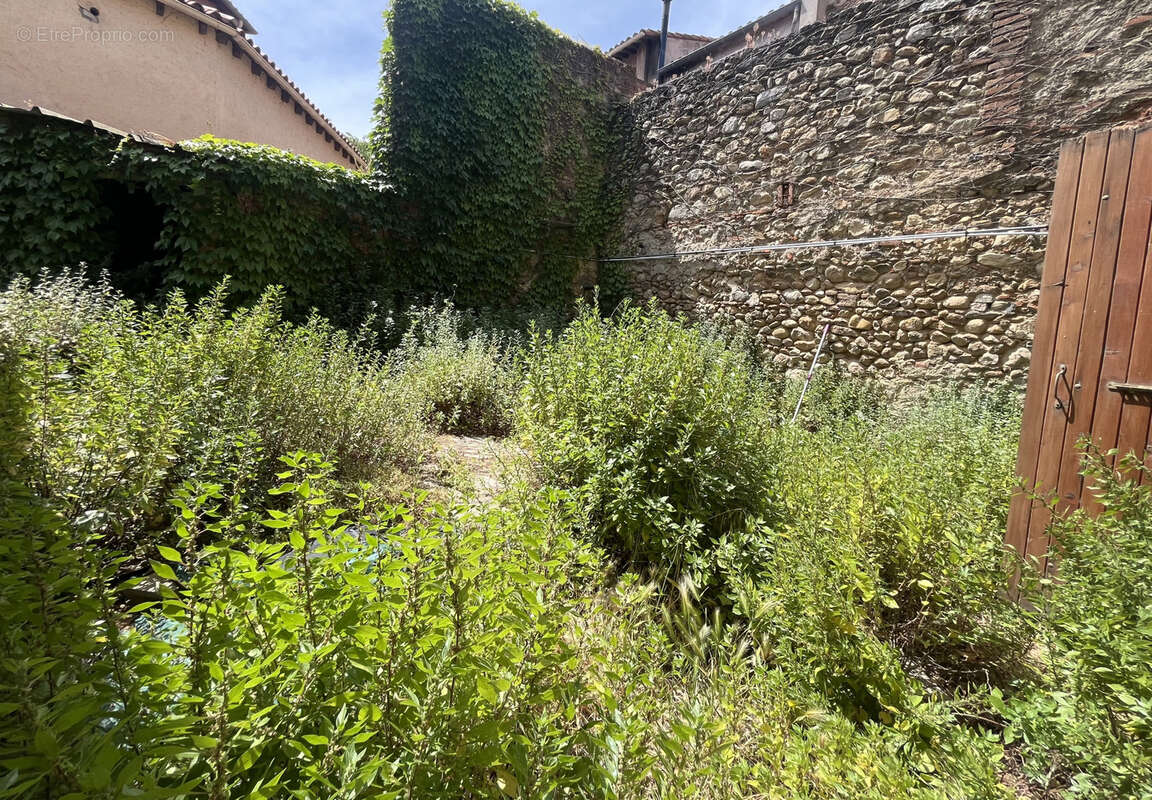 Appartement à THUIR