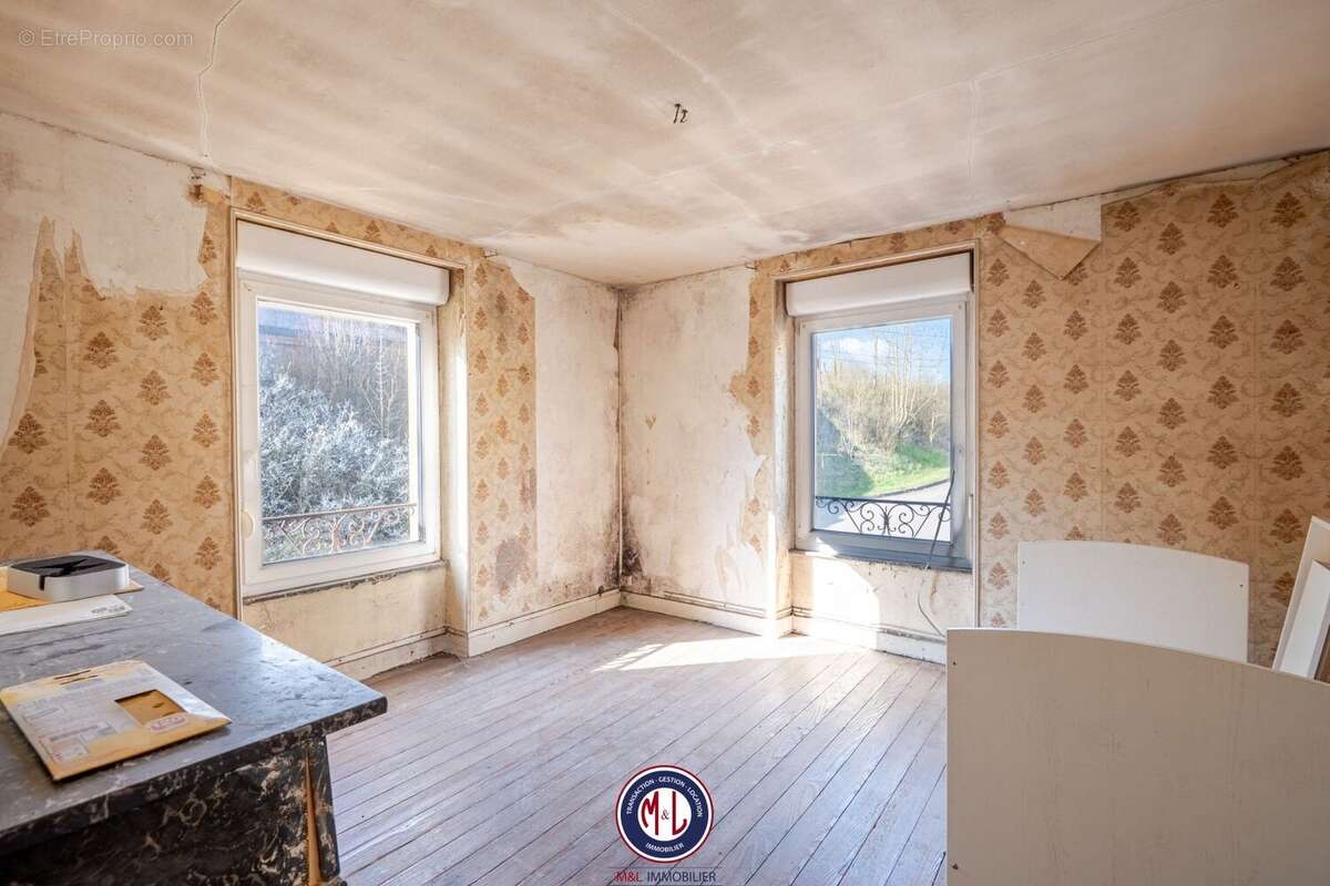 Appartement à THIAUCOURT-REGNIEVILLE