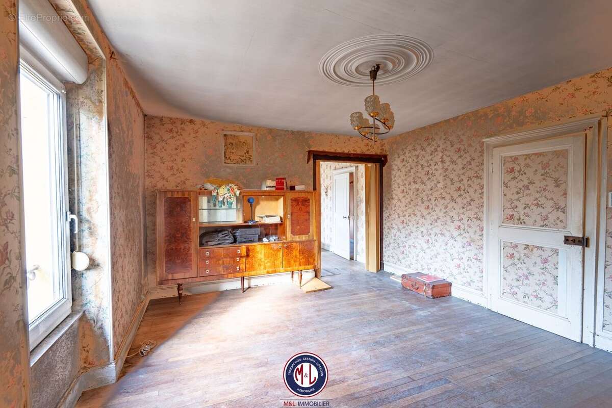 Appartement à THIAUCOURT-REGNIEVILLE