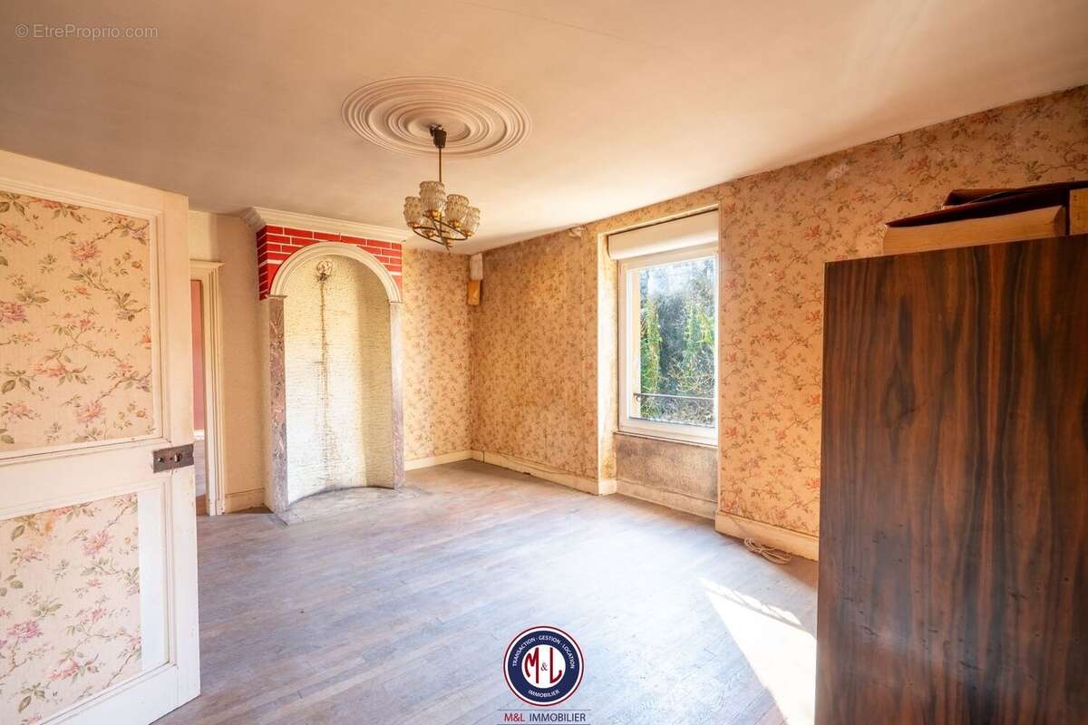 Appartement à THIAUCOURT-REGNIEVILLE