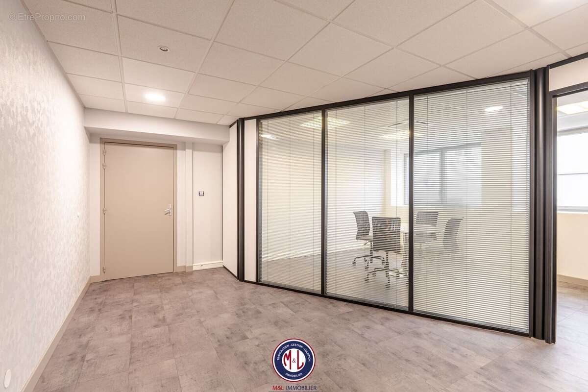 Commerce à SCY-CHAZELLES