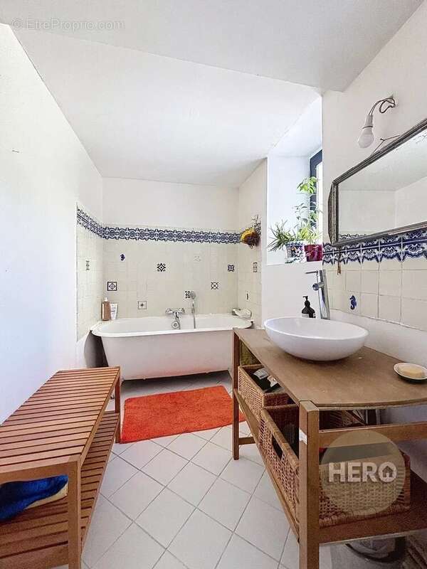 Maison à NEAUPHLE-LE-CHATEAU