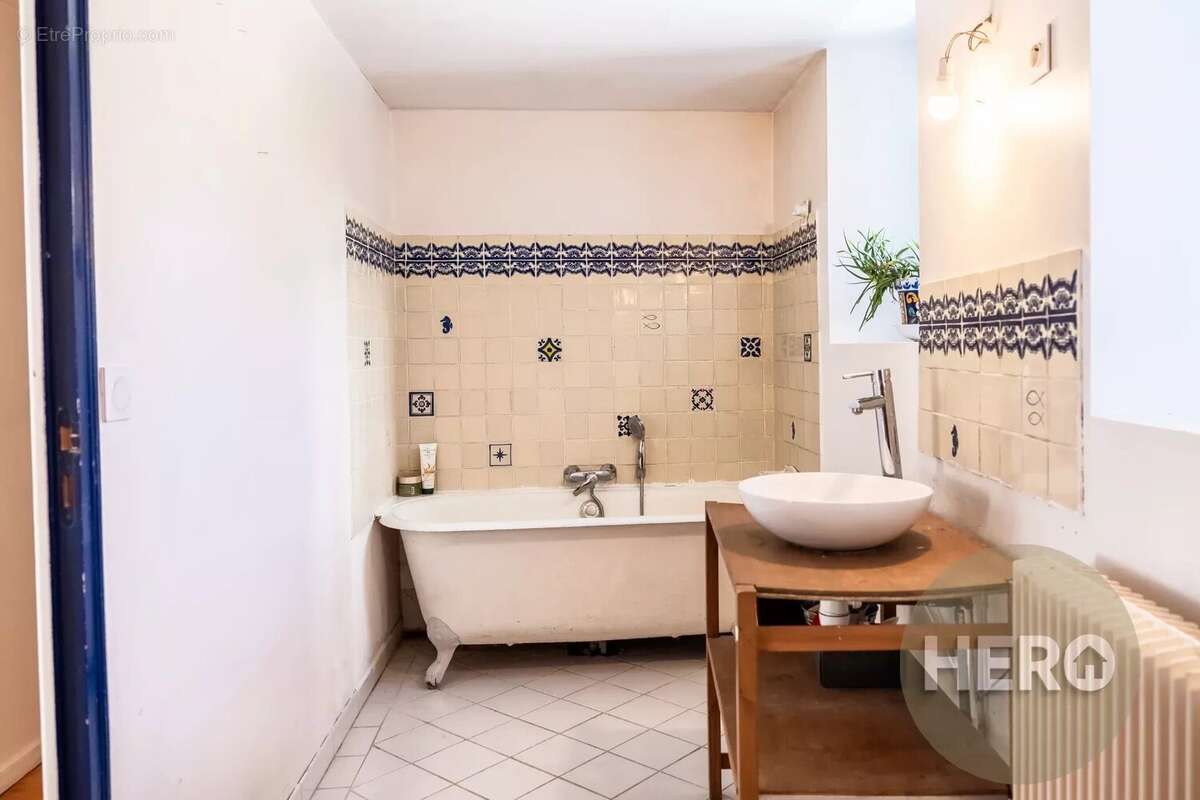 Maison à NEAUPHLE-LE-CHATEAU